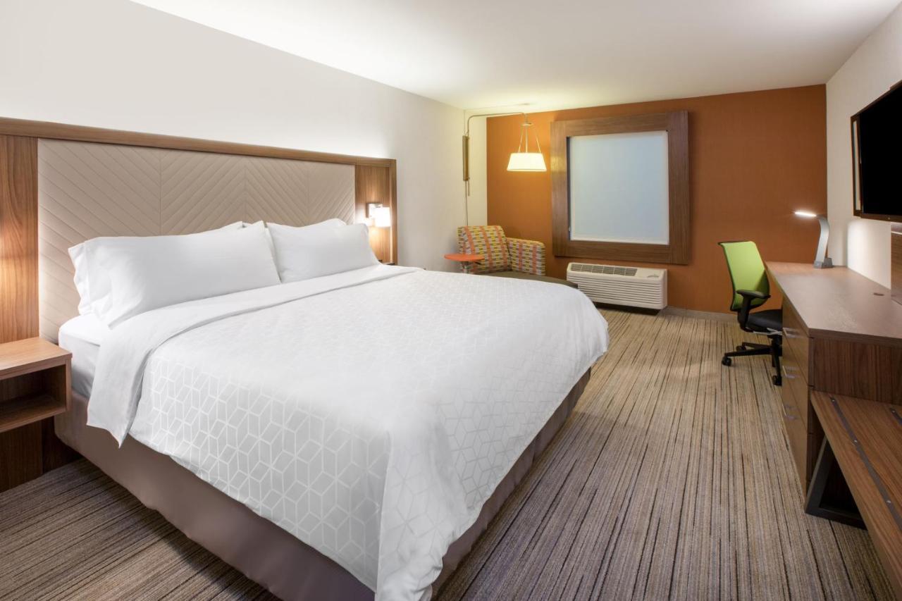 Holiday Inn Express & Suites Dyersburg By Ihg Eksteriør billede