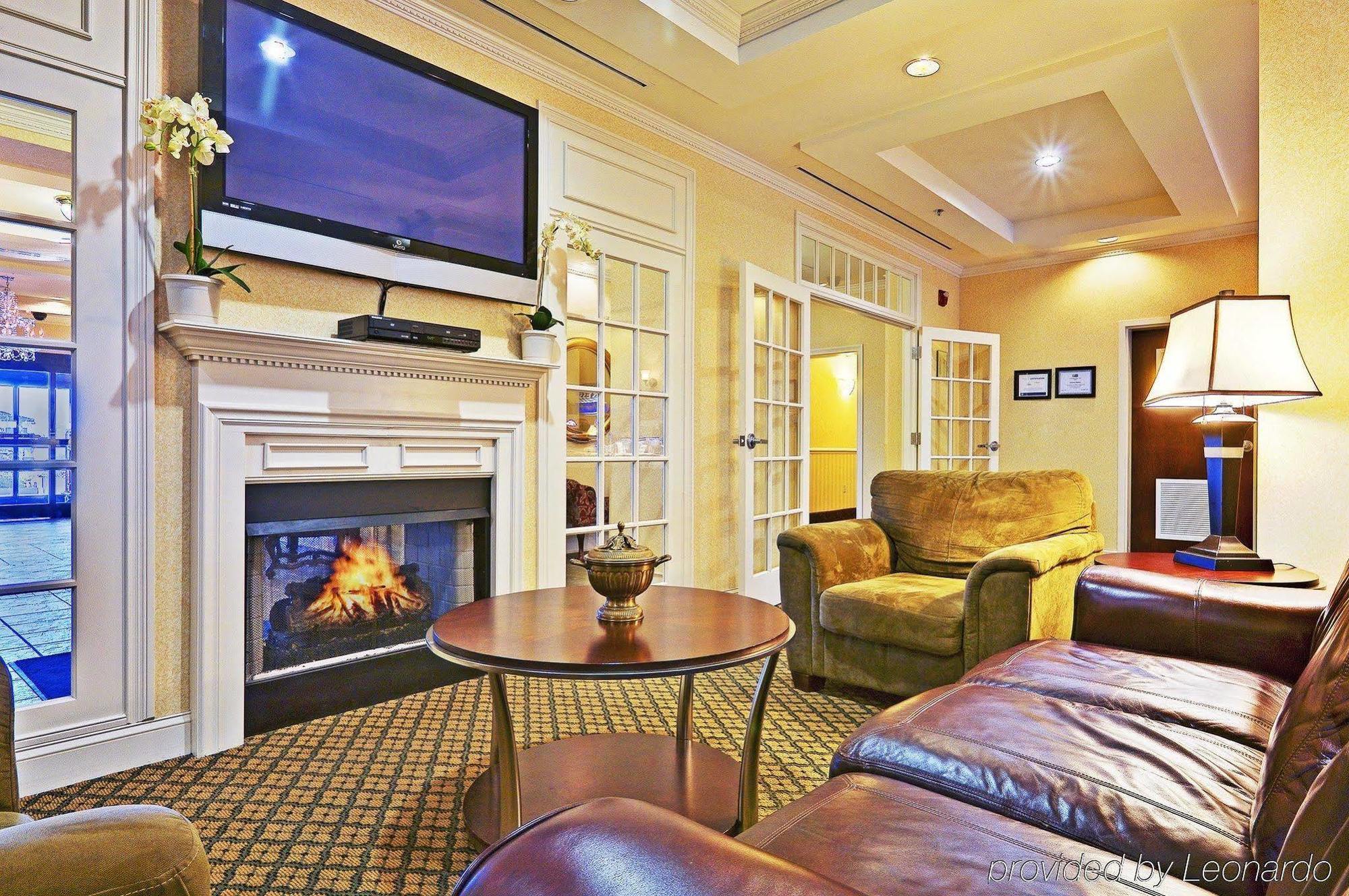 Holiday Inn Express & Suites Dyersburg By Ihg Eksteriør billede