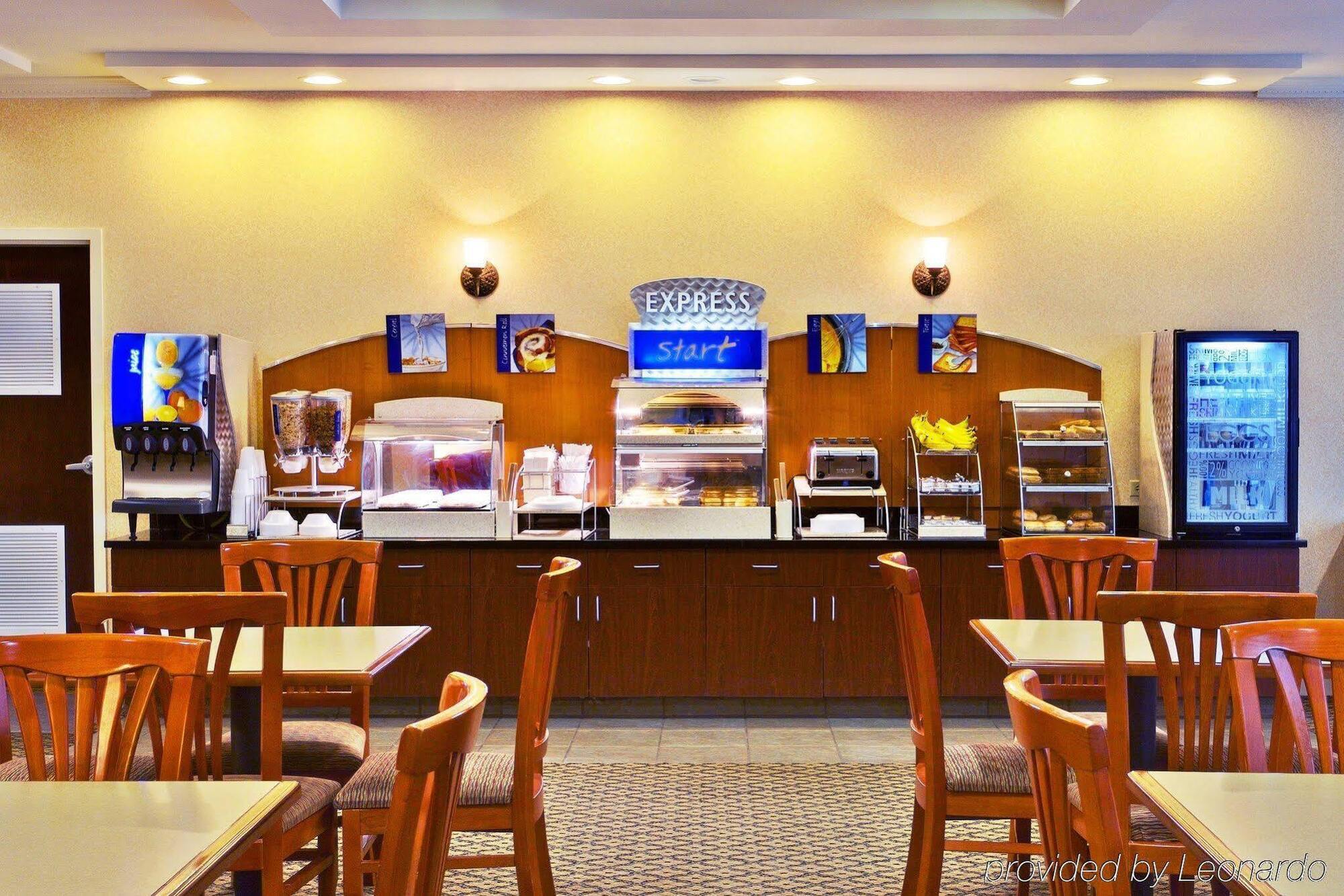 Holiday Inn Express & Suites Dyersburg By Ihg Eksteriør billede