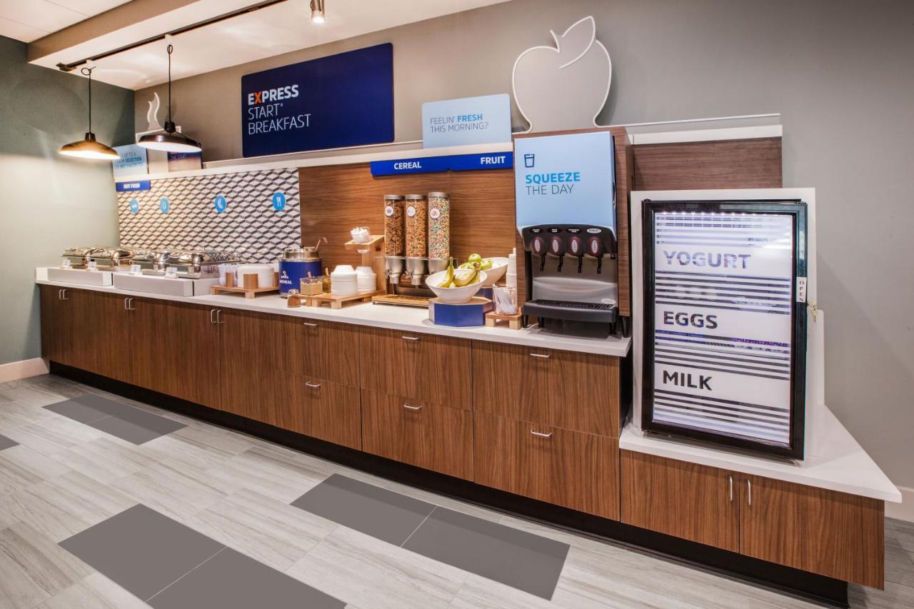 Holiday Inn Express & Suites Dyersburg By Ihg Eksteriør billede